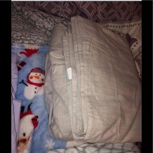 Light gray sheet set